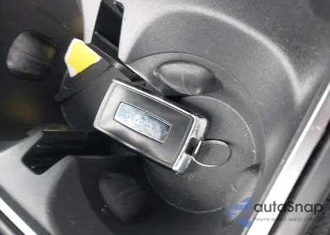 2019 Jaguar E-Pace S z USA, uszkodzony, nr VIN SADFJ2FXXK1Z42775